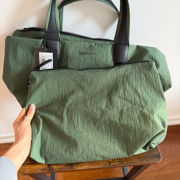 Medium Tote Bag in Olive - VEE Collective - Picture 10 of 10